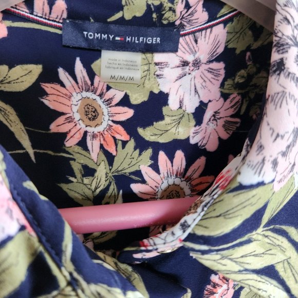 Tommy Hilfiger Floral Blouse Medium Puff/Pleats - Picture 3 of 10